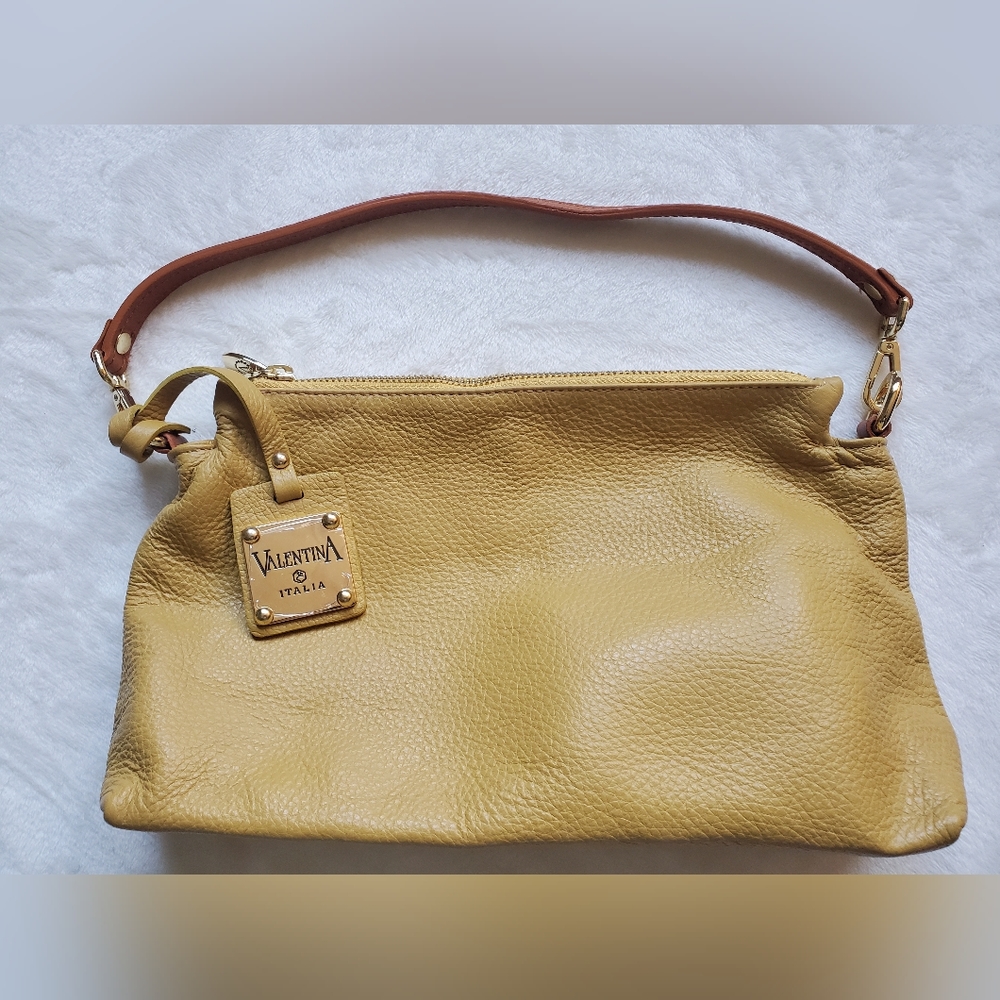 Beautiful small leather purse